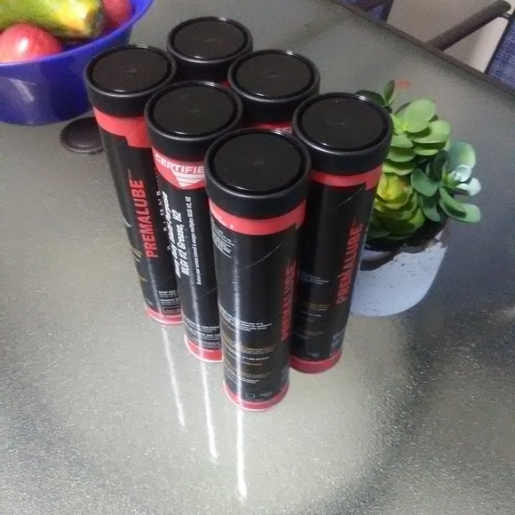 Still available  - Premalube Heavy Duty Multi-PurposeNLGI#2 Grease,H2 - Picture 4 of 7
